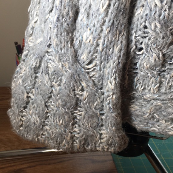 Free People Chunky Bell Sleeve Cable Knit - Picture 4 of 8